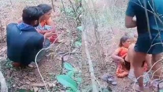 Dehati Bhabhi sex with younger guy outdoors