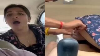 Indian girl in car kissing village outdoor sex MMS