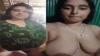 Horny Desi lady naked big boobs and fat pussy