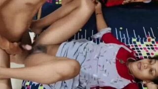 Girlfriend pussy banged hard until cum shot by lover