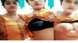 Desi girl topless video call to boyfriend recorded