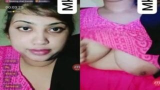 Angel Priya live nude show on Chamet for money