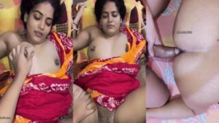 Cheating village desi bhabhi boob press and fucking