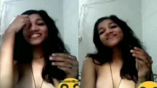 Cute desi maal boobs showing on live video call